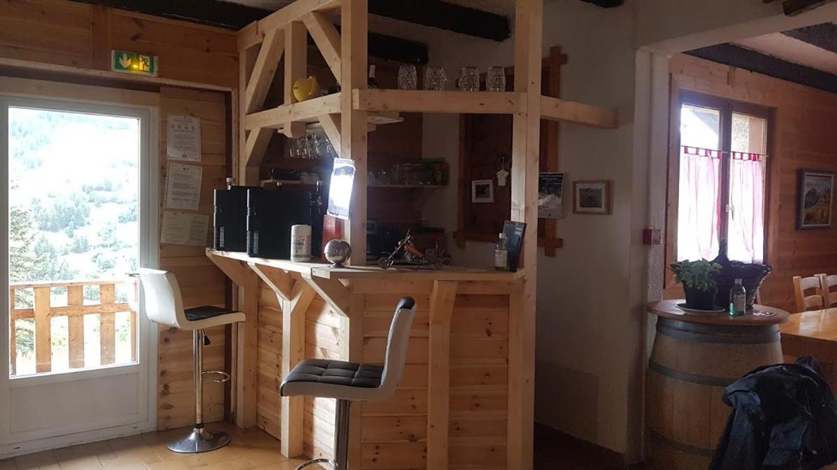 Auberge La Coulette Vars  Kültér fotó
